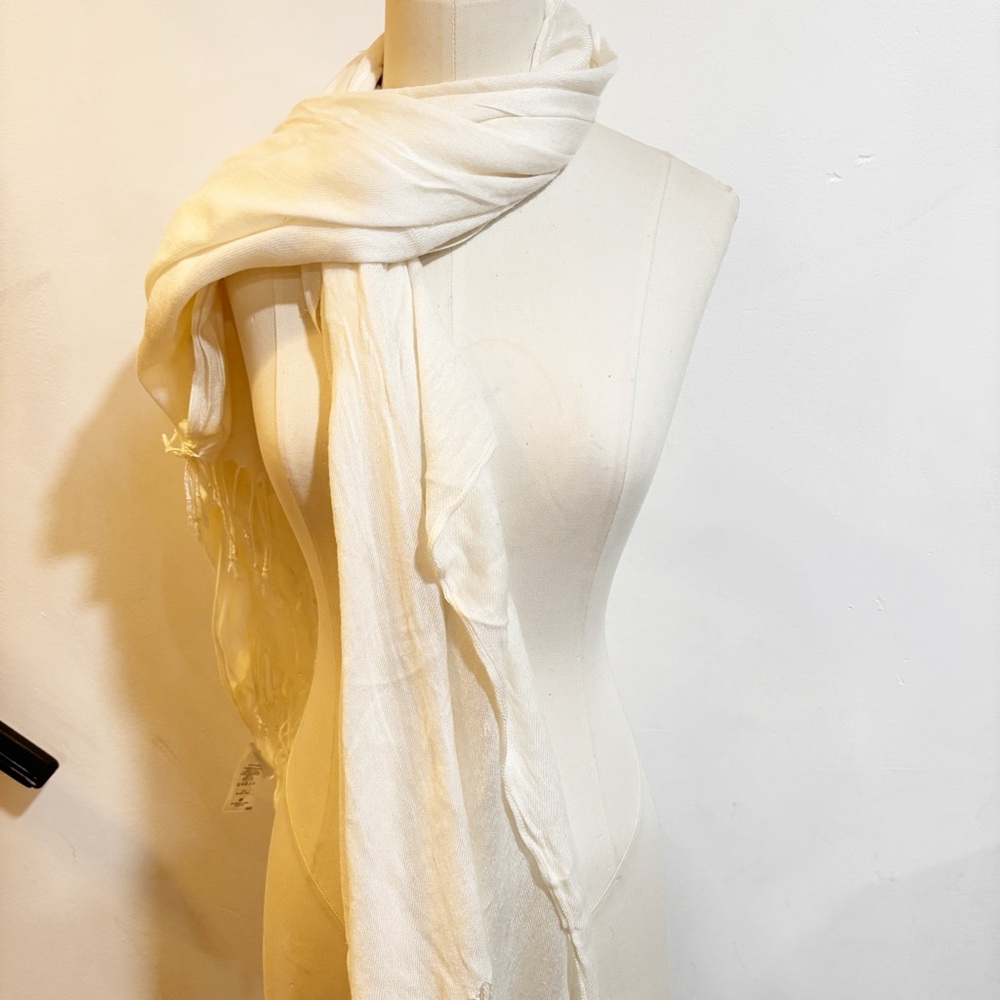 H&M‎ Cream Knit Scarf | Cozy Winter Layer | Neutral Fall Accessory - Picture 2 of 6